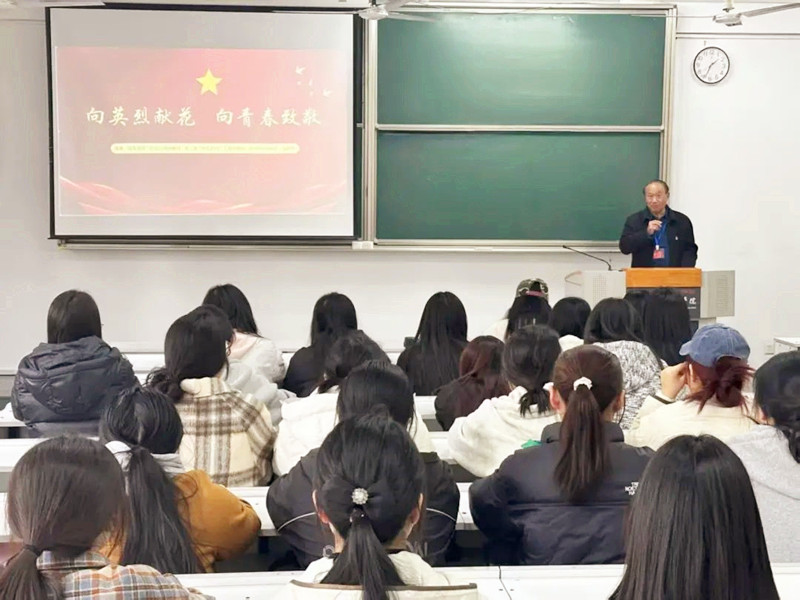 青春心向党.jpg