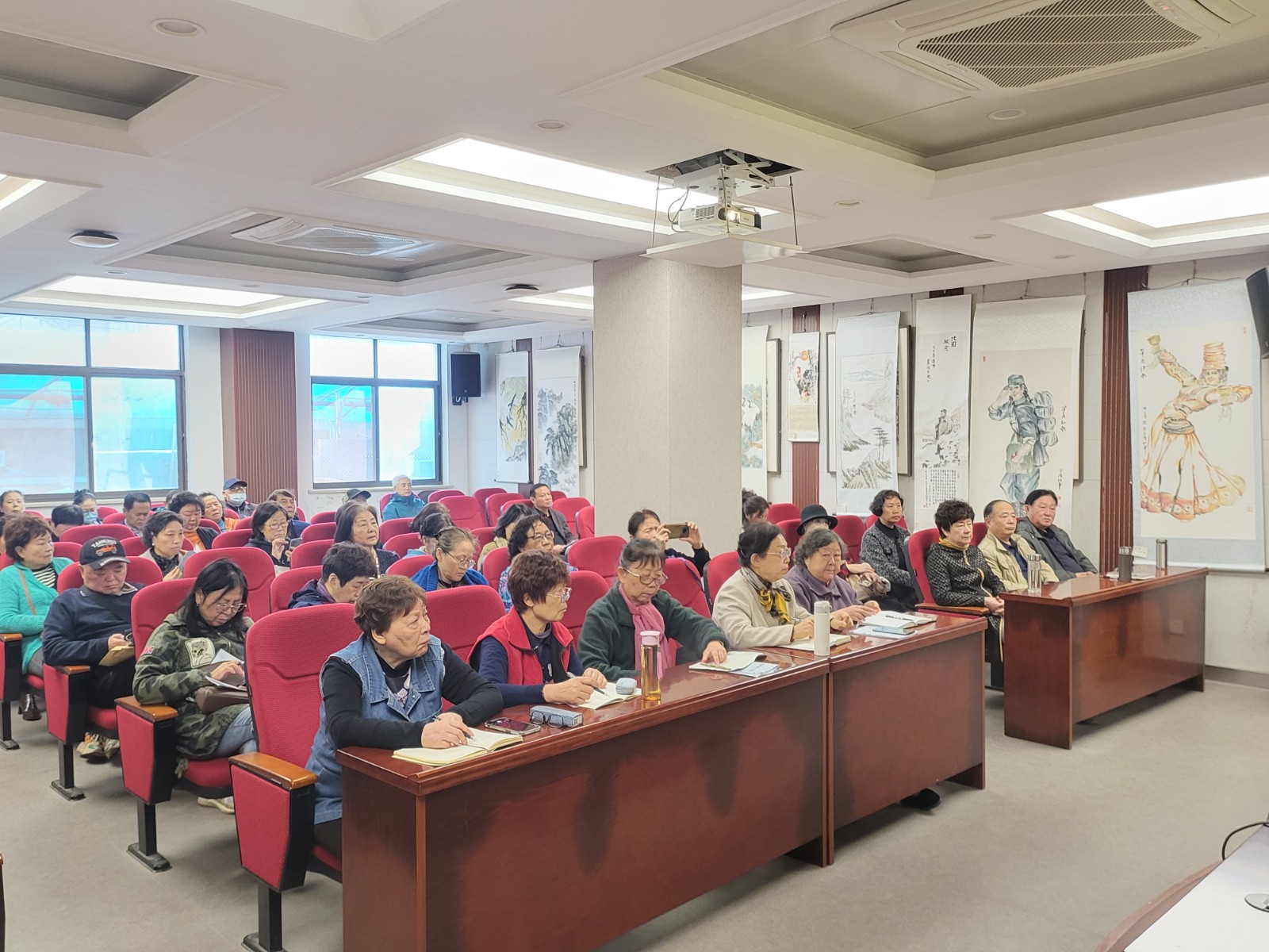 1763095886954666.jpg 2.jpg