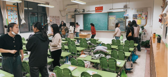 1763542643682617.png 江宁区教育系统家长学校开展细润成长 共育繁花活动(3)2699.png