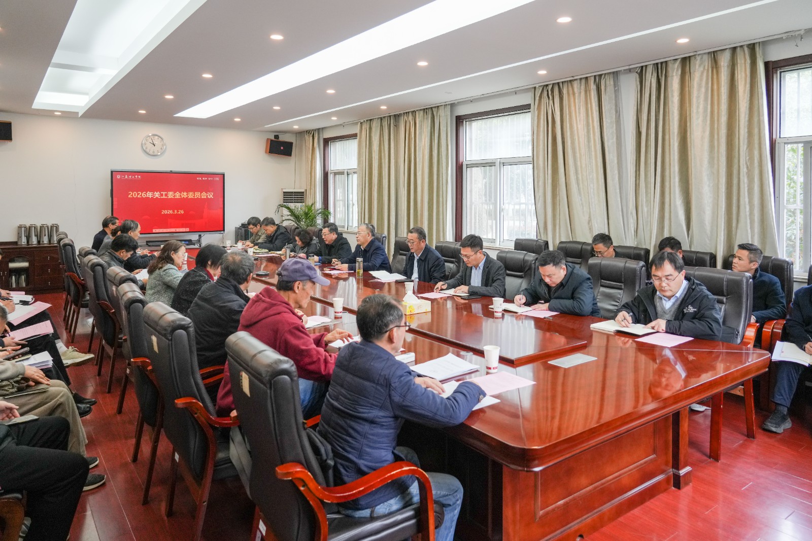 1774516661405765.jpg 0b219b74-339a-488b-a234-d4b4b2a19ad0.jpg