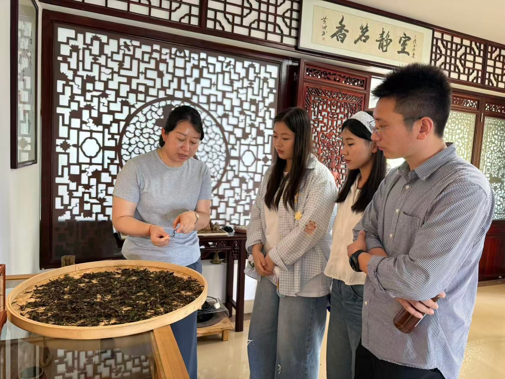 图2.jpg