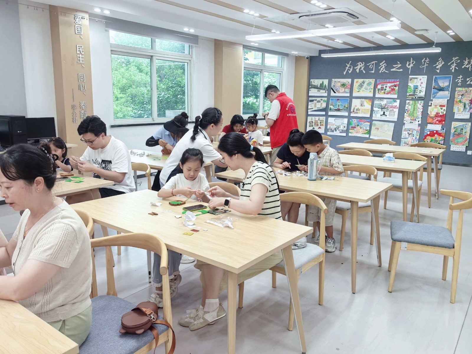 活动现场(1).jpg