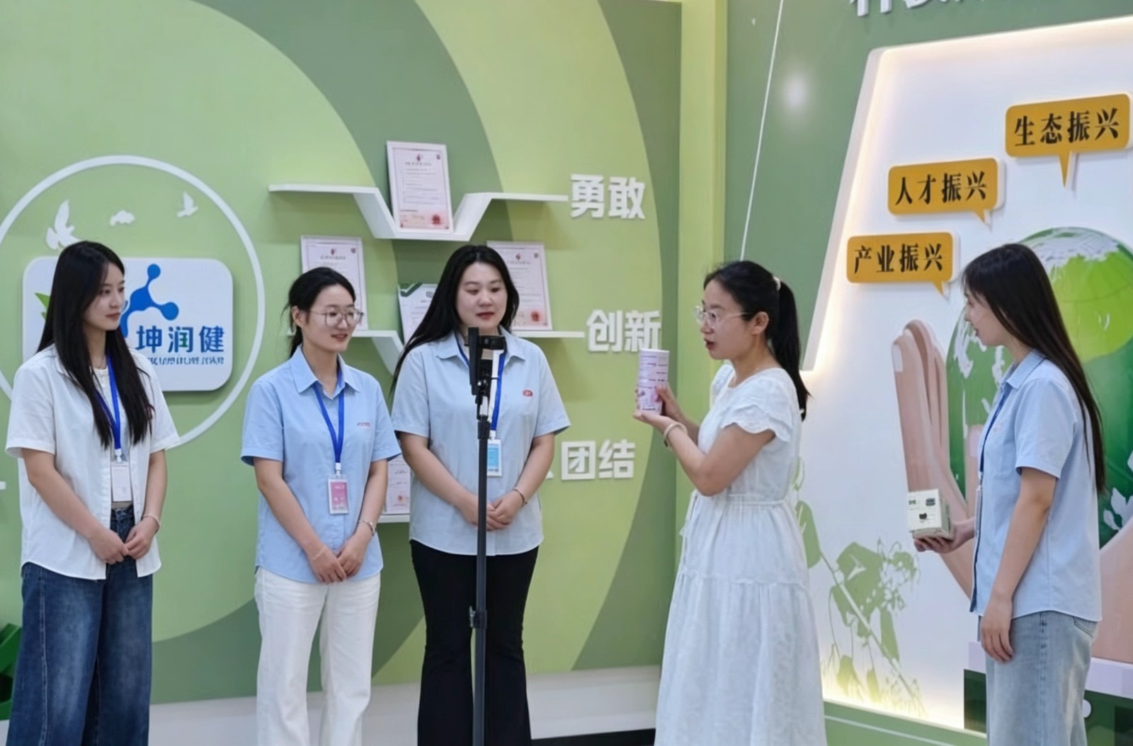 1783930132179070.jpg 中专3.jpg
