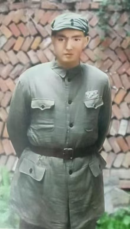 图2 李玉良烈士画像1.jpg