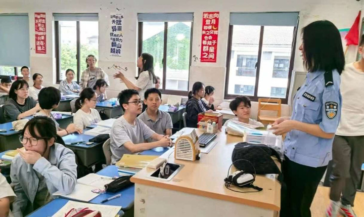 2_副本.jpg
